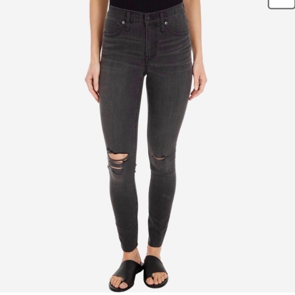Madewell 9” High Rise Skinny Jeans Black Distressed Stretch Denim Size 28